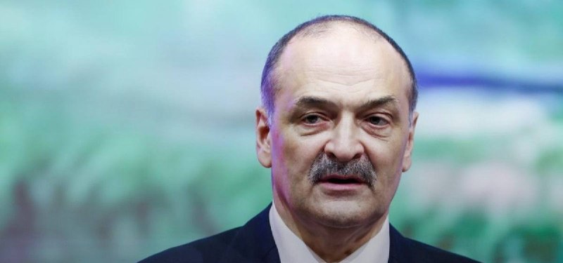 Меликов попросил не направлять его "на новый участок работы", чтобы помочь врио главы Дагестана