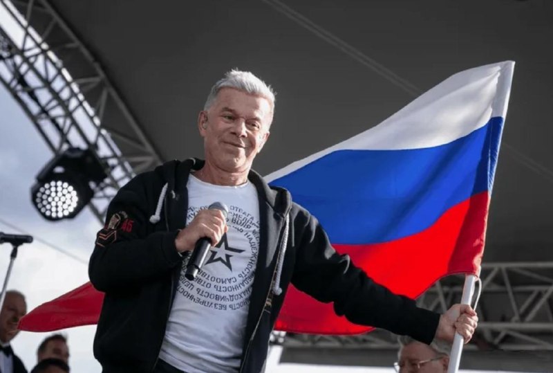 Жители Ирбита требуют направить бюджет на концерт Газманова на помощь фронту после взрыва в городе