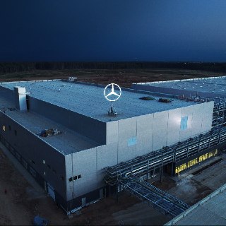 Mercedes-Benz продала все свои автосалоны в Берлине