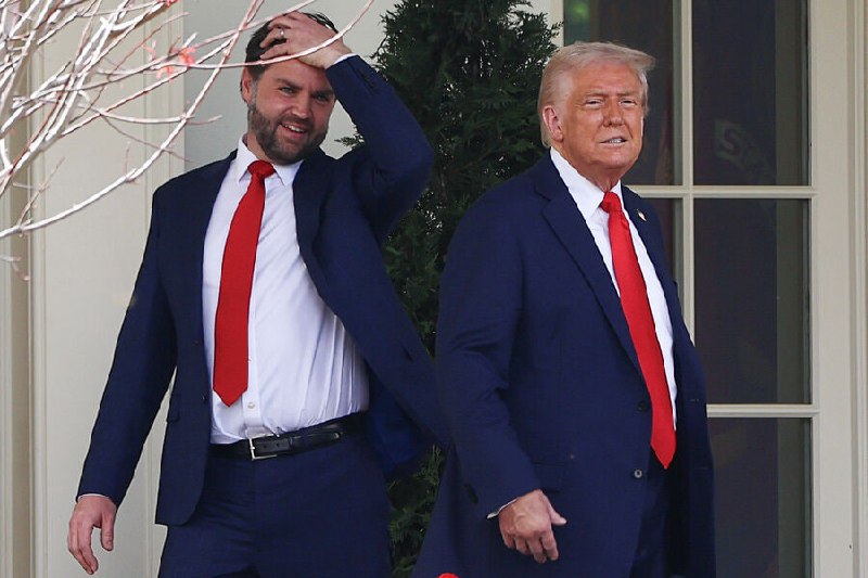 Трамп оставил письмо вице-президенту на случай своей смерти