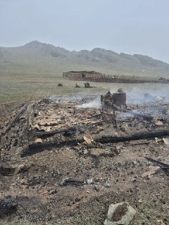 В Тыве подросток получил тяжелые ожоги при попытке покурить в кладовке с бензином