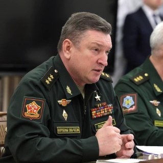 Генерал-полковник Лапин может возглавить комитет по обороне в Госдуме