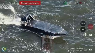 Опубликованы кадры украинского безэкипажного катера с огнеметами «Шмель» и FPV-дронами