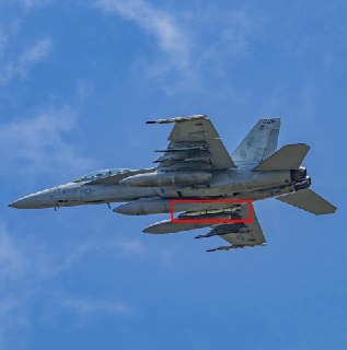 Опубликовано первое фото новой американской ракеты AIM-260A JATM большой дальности