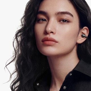 Xiaomi разрабатывает ИИ-клипсы для уха с функцией перевода 21 языка