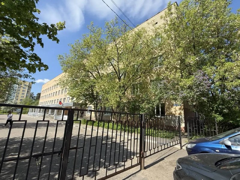 В Лобне обломки БПЛА упали на территорию поликлиники