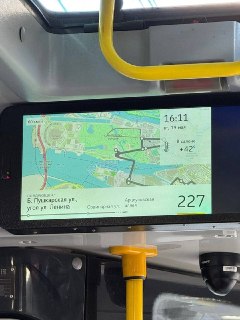 В салоне петербургского автобуса температура поднялась до +42°C