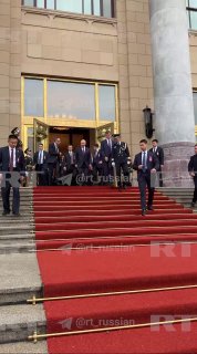 Владимир Путин покинул Дом народных собраний после переговоров