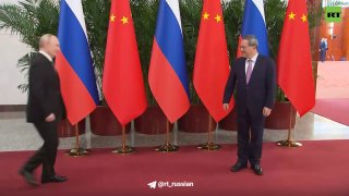 Путин встретился с премьером Госсовета КНР Ли Цяном