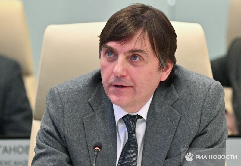 В России появятся единые госучебники по информатике для старшеклассников