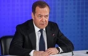 Дмитрий Медведев прокомментировал давление на российских ученых