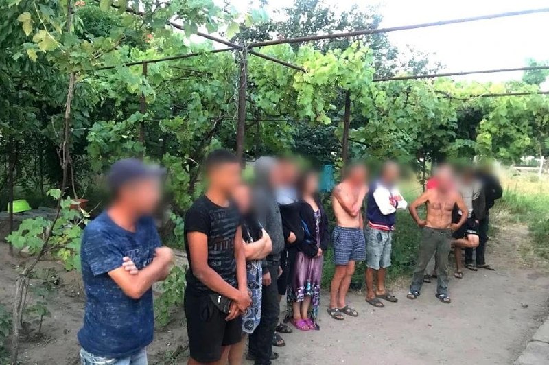 Украинские фермеры заменяют мобилизованных мужчин мигрантами из Азии