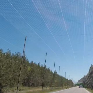 Обсуждение методов защиты дорог от атак БПЛА и управленческих проблем на фронте