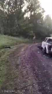 В результате удара FPV-дронов на Донбассе уничтожен пикап украинских боевиков