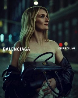 Balenciaga выпустили кампейн с Сарой Пиджон, посвященный новым моделям сумок