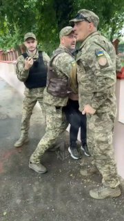 В Одессе сотрудники ТЦК применили газовый баллончик против военнослужащего при задержании мужчины