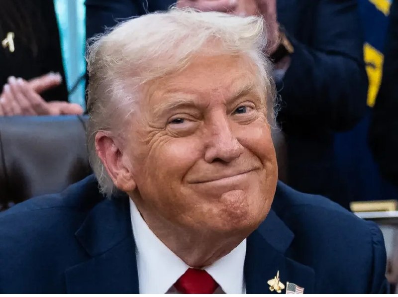 Трамп призвал обязать кандидатов в президенты США проходить когнитивные тесты