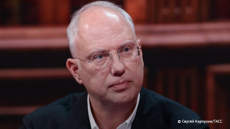 Дмитриев раскритиковал миграционную политику ЕС на фоне беспорядков в Париже