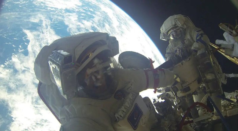 Космонавты на МКС сделали необычные кадры Земли