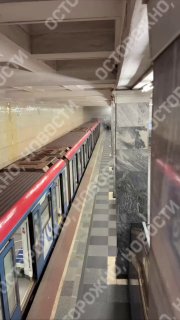 В московском метро на станции Сокольники произошло задымление вагона