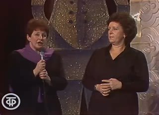 Архивные кадры: дискуссия о патриотизме на показе детской моды в СССР (1989 год)
