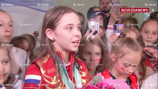 Российских гимнасток встретили в Москве после триумфа на чемпионате Европы в Варне