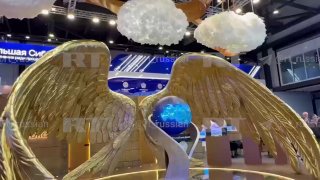 На стенде Дагестана на ПМЭФ представили чемпионские пояса и макет Кремля