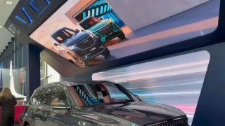 Представление кроссовера Volga K50 на ПМЭФ-2026 на фоне атак БПЛА на Санкт-Петербург