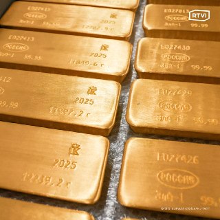 Золото обогнало трежерис: центробанки мира массово скупают металл