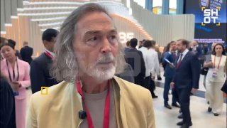Никас Сафронов использовал ИИ для названия своей картины