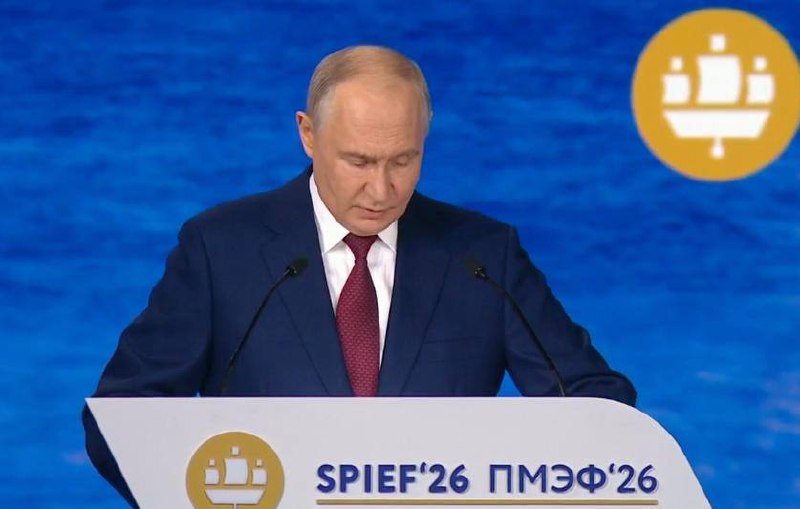 Путин заявил о стабильности макроэкономической политики и низком уровне безработицы в России