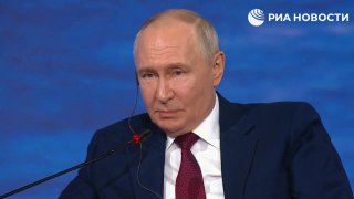 Путин поблагодарил Родни Кука за привет из Вашингтона и попросил передать Трампу «ответную шайбу»