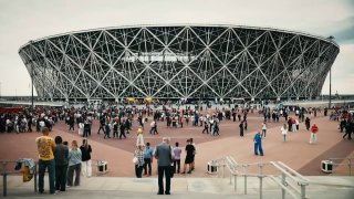 Доброволец из ЛНР выступил с песней о войне на закрытии матча в Волгограде