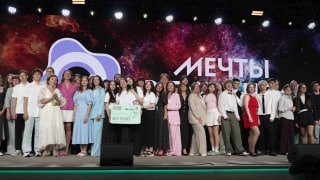 В Национальном центре «Россия» наградили авторов видеоэссе о будущем