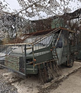 Армейский вездеход «Улан-2» оснащен антидроновой защитой и средствами РЭБ