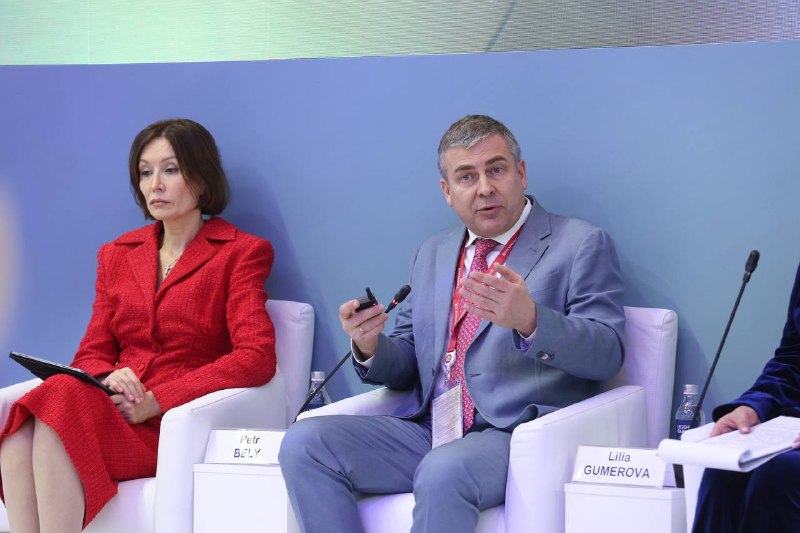 На ПМЭФ обсудили баланс между защитой интеллектуальной собственности и доступностью лекарств