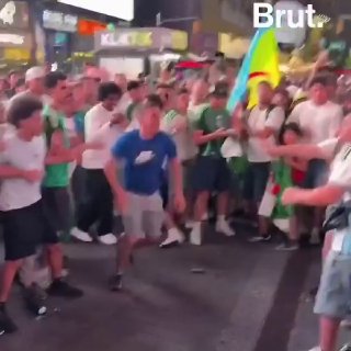 Болельщики сборных Аргентины и Алжира подрались в Нью-Йорке