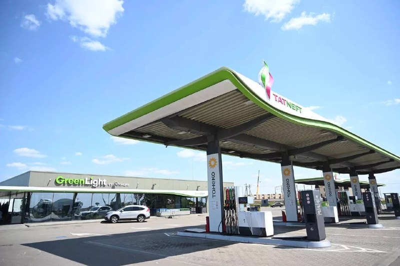 «Татнефть» сняла все ограничения на продажу топлива