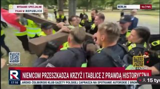 Немецкая полиция применила силу к участникам польской процессии в Берлине