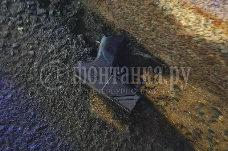 В Петербурге конфликт из-за спора перерос в драку с применением сигнального пистолета