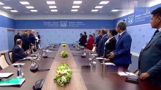 Путин проводит встречу с премьером Восточного Тимора Шананой Гужмау