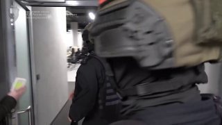 ФСБ и Росгвардия накрыли два колл-центра телефонных мошенников в Петербурге