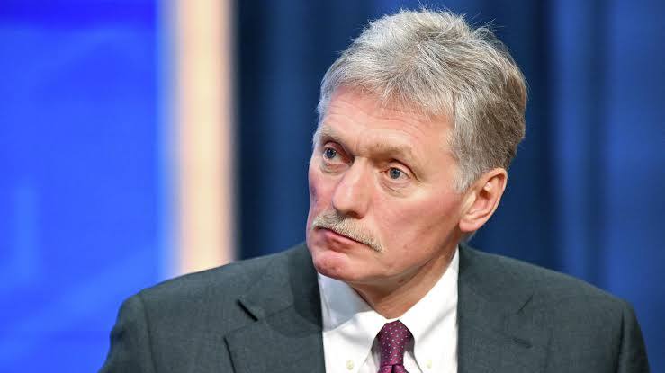 Песков: Правительство координирует с нефтекомпаниями вопросы цен на топливо