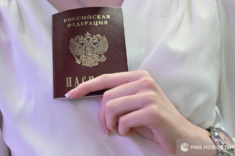МВД рассказало о требованиях к фотографии на российский паспорт