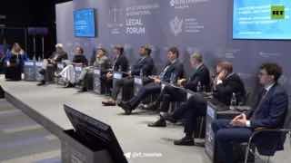 На сессии RT в рамках ПМЮФ обсудили проблемы нейросетей и дипфейков