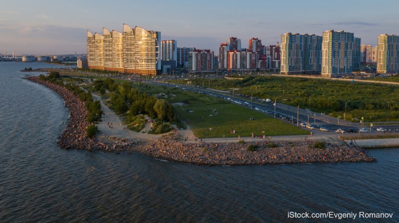 «Дом у воды есть дом у воды»: какие берега Петербурга становятся новыми точками роста