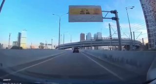 Москвич получил счет на 700 рублей за случайный выезд на платную трассу