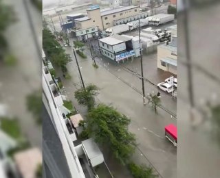 В Японии эвакуировали более 2 млн человек из-за тайфуна и ливней