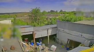 Каналы противника опубликовали кадры удара FPV по топливному складу в Белгородской области