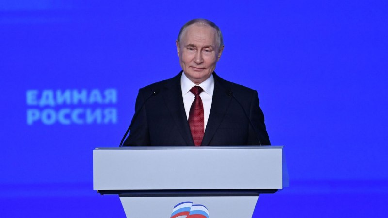Путин доверил Иванову и Кравчуку представлять Хабаровский край в Госдуме